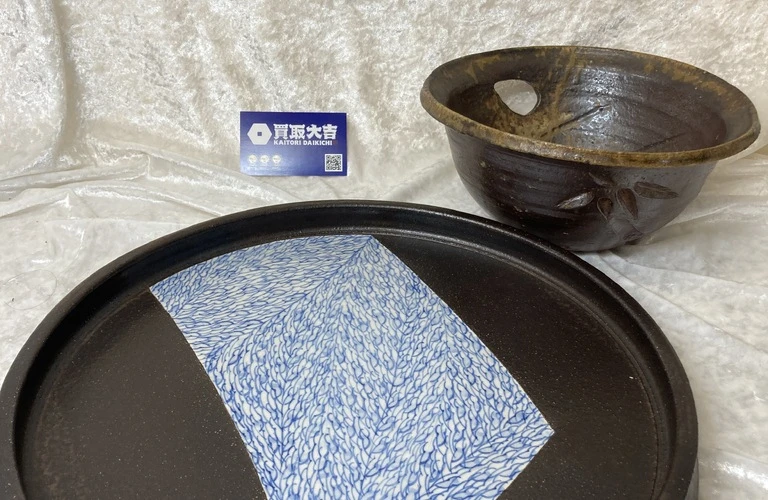 益子焼・骨董品お任せください。越谷なら買取大吉北越谷店へ